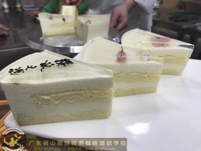 开特色面包店 魅力无穷吃出时尚